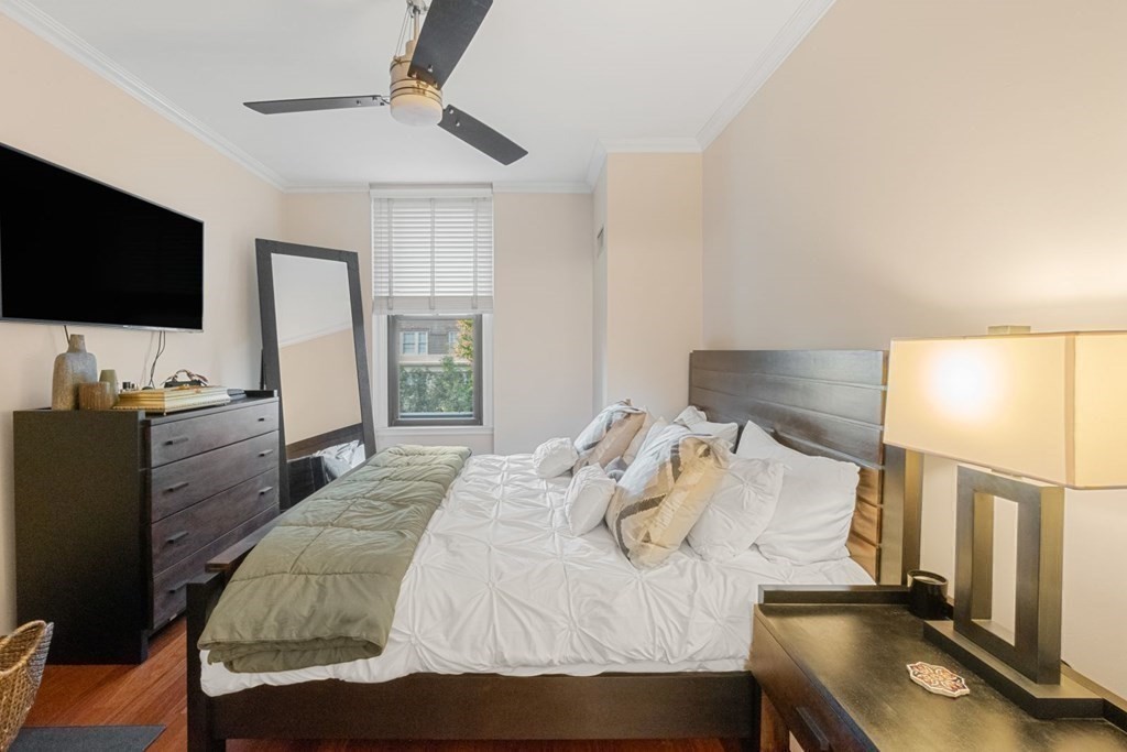 4 Charlesgate East, Back Bay