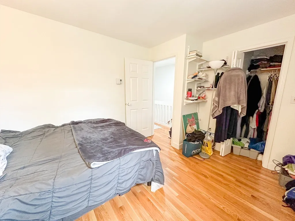 135 Bolton St, South Boston