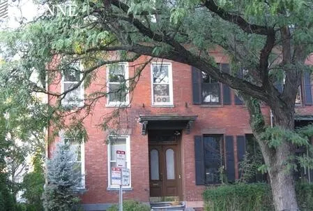 425 Broadway, Mid-Cambridge