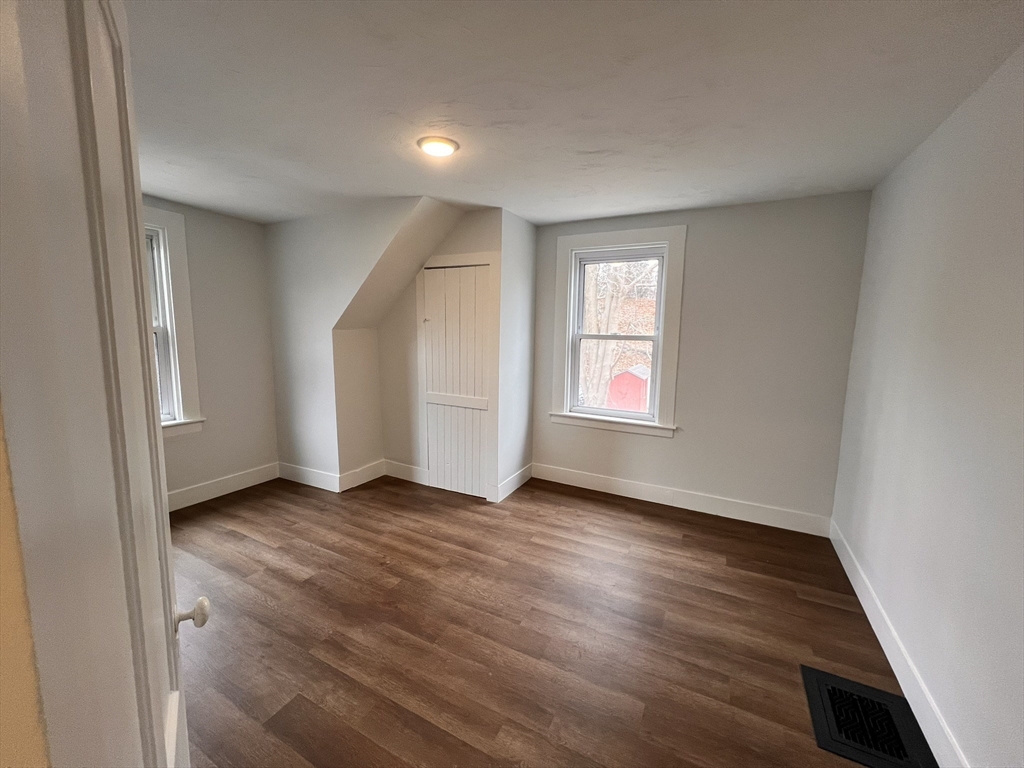 400 Court St, North Plymouth