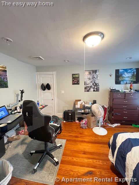 41 Simpson Ave, Davis Square