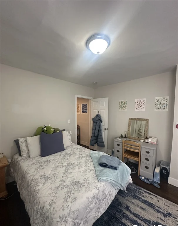 847 Beacon St, Fenway