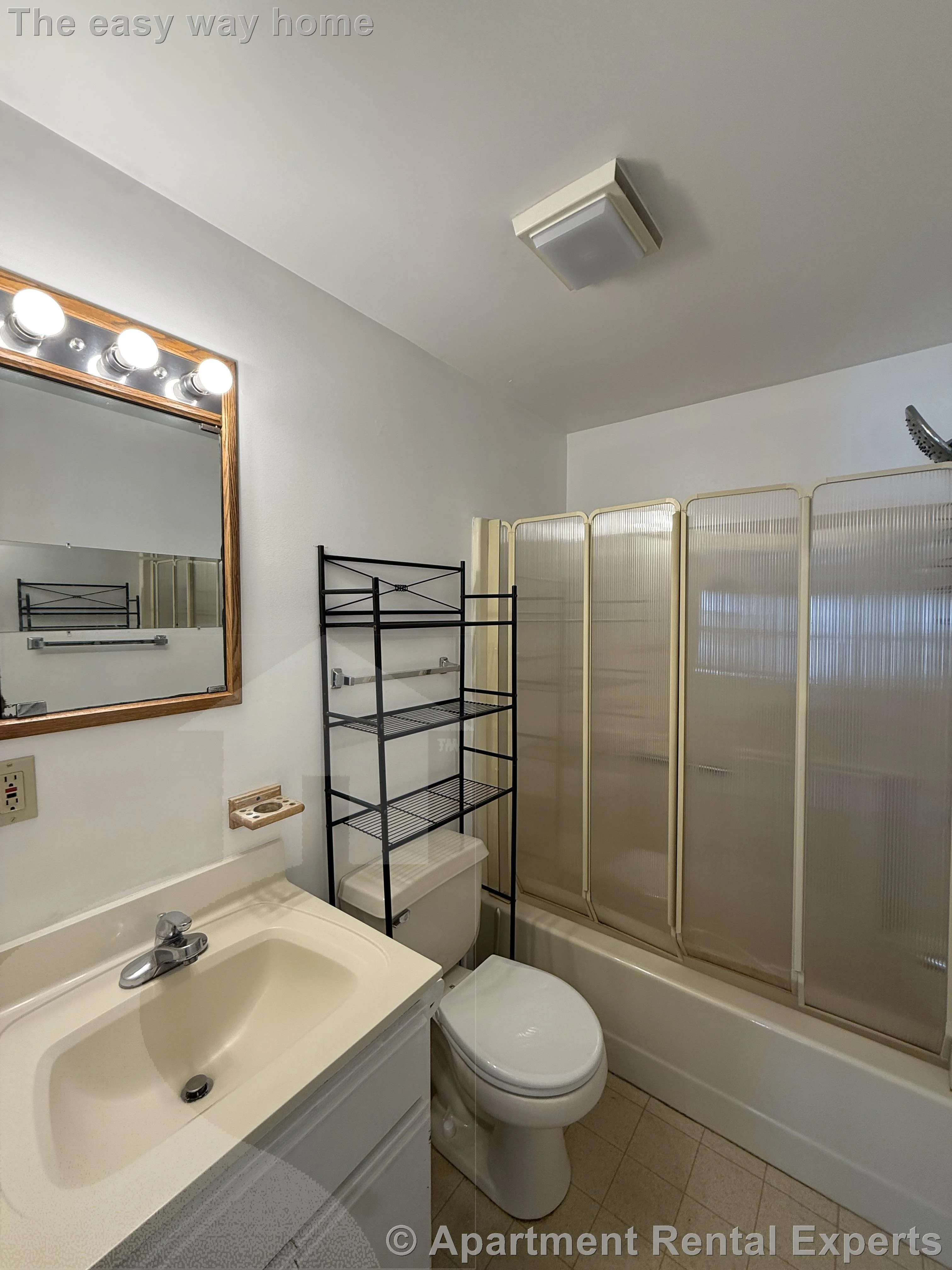 45 Cross St, Medford Square