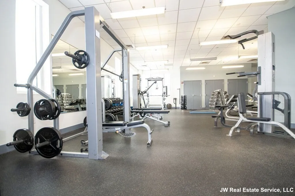 10 Museum Way, East Cambridge