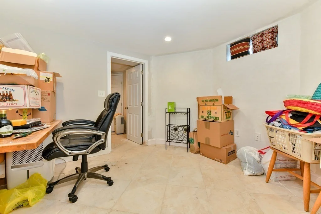 2 Monks St, South Boston