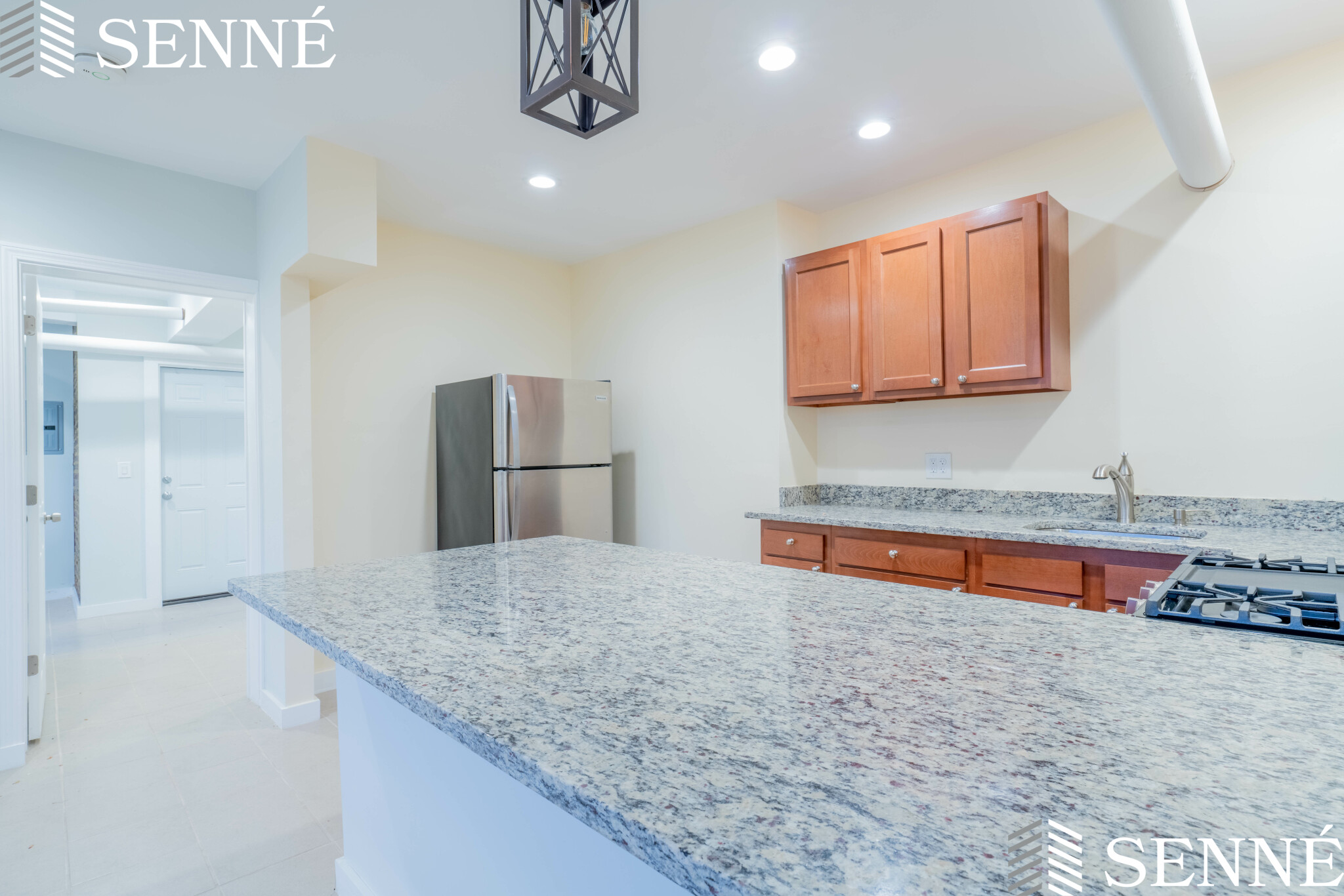 463 Broadway, South Medford