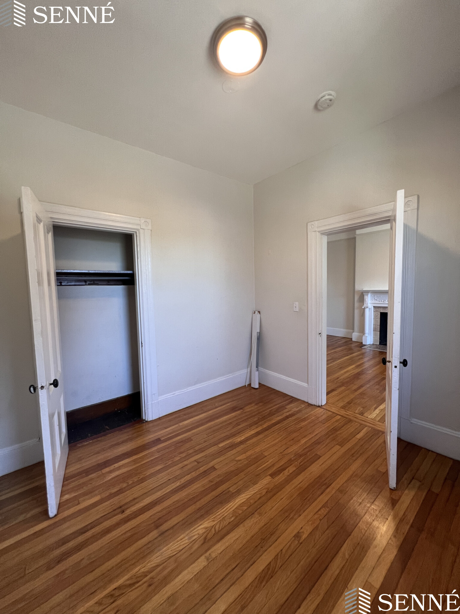 891 Massachusetts Ave, Mid-Cambridge