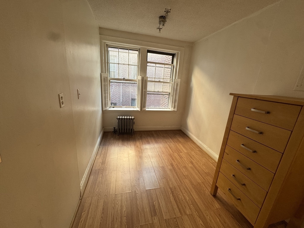 114 Strathmore, Brighton