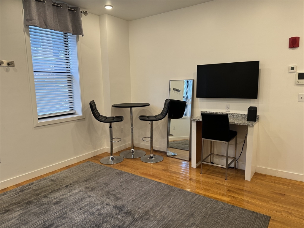 16 Fifth St, Chelsea