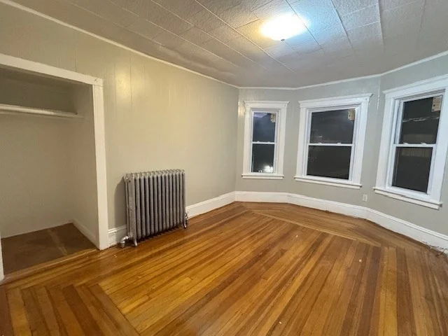 639 Beach St, Revere