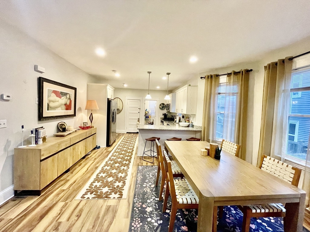 53 Montvale, Roslindale