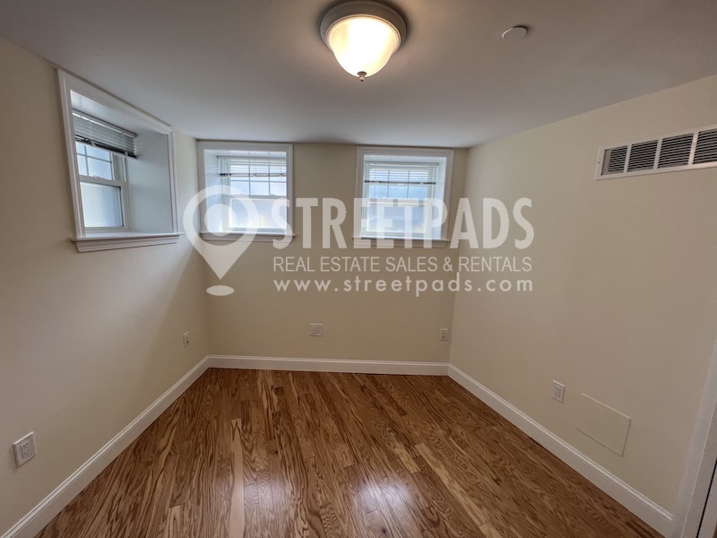 1 Langdon St, Neighborhood Nine