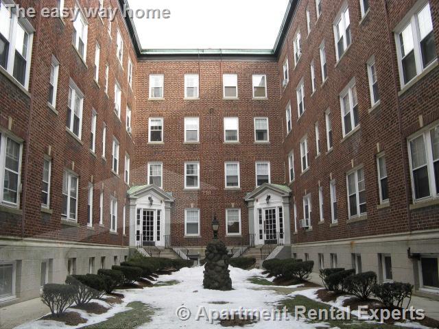 155 Summer St, Spring Hill