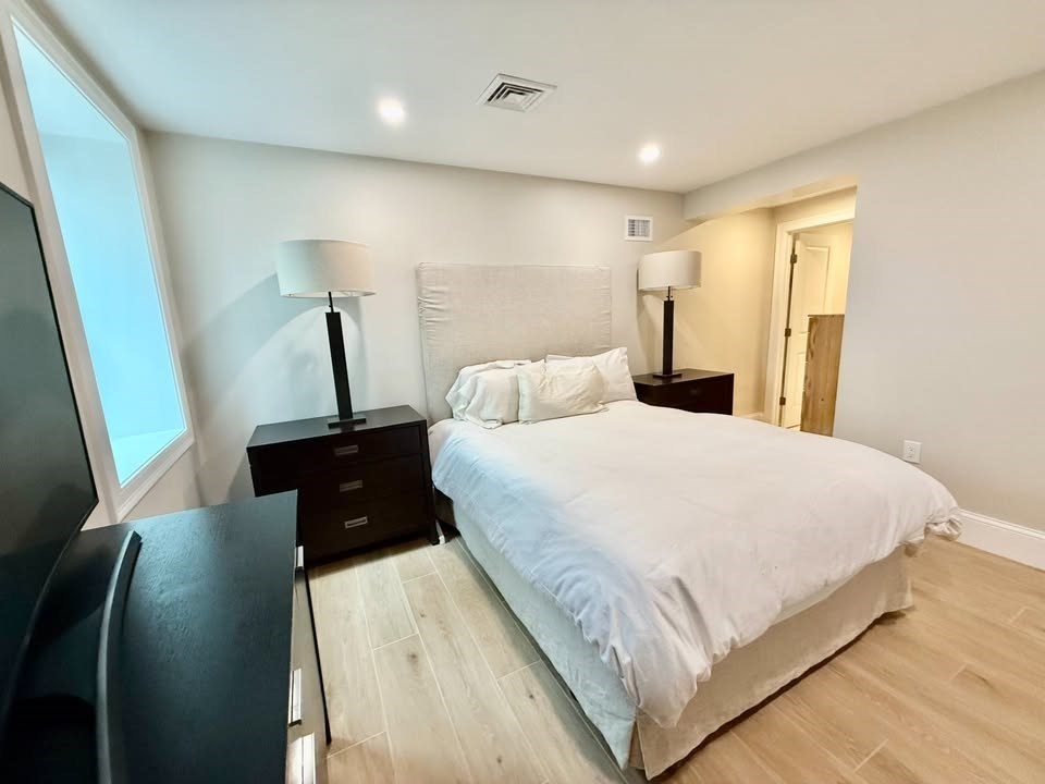 111 Hutchings St, Roxbury