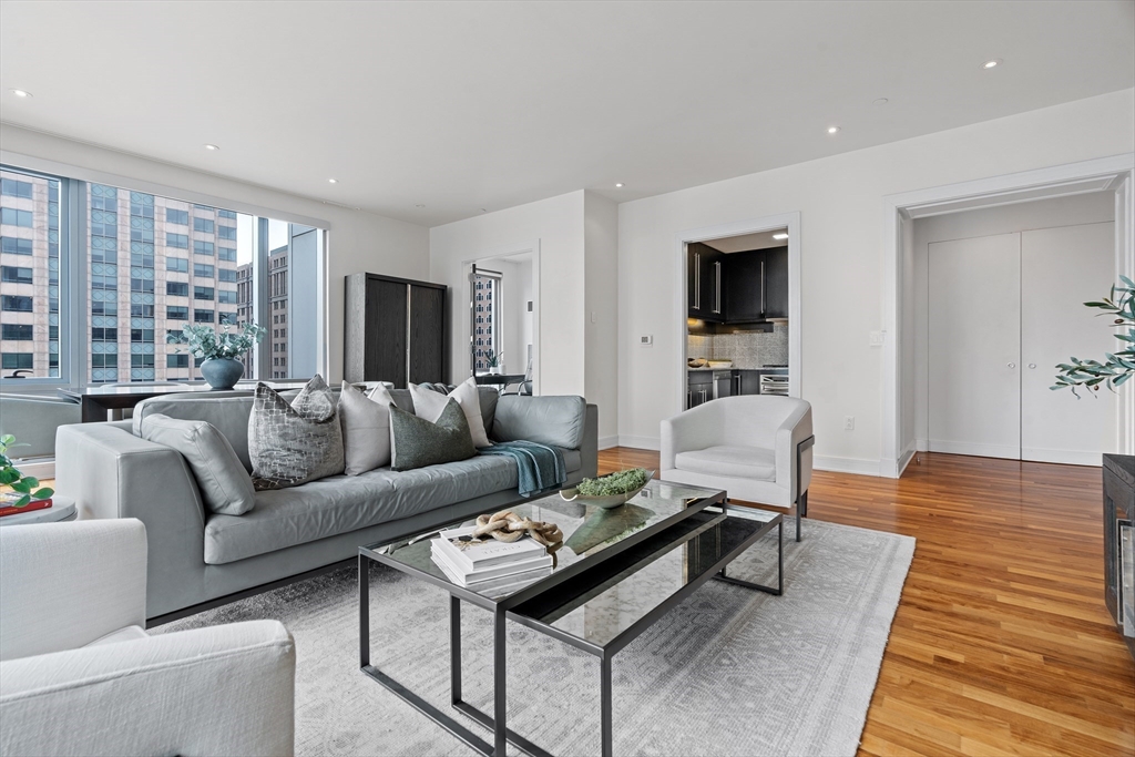 500 Atlantic Ave, Waterfront