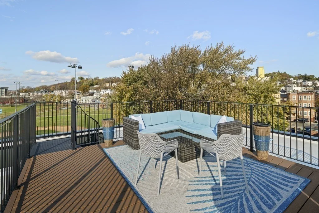 946 Saratgoa, East Boston