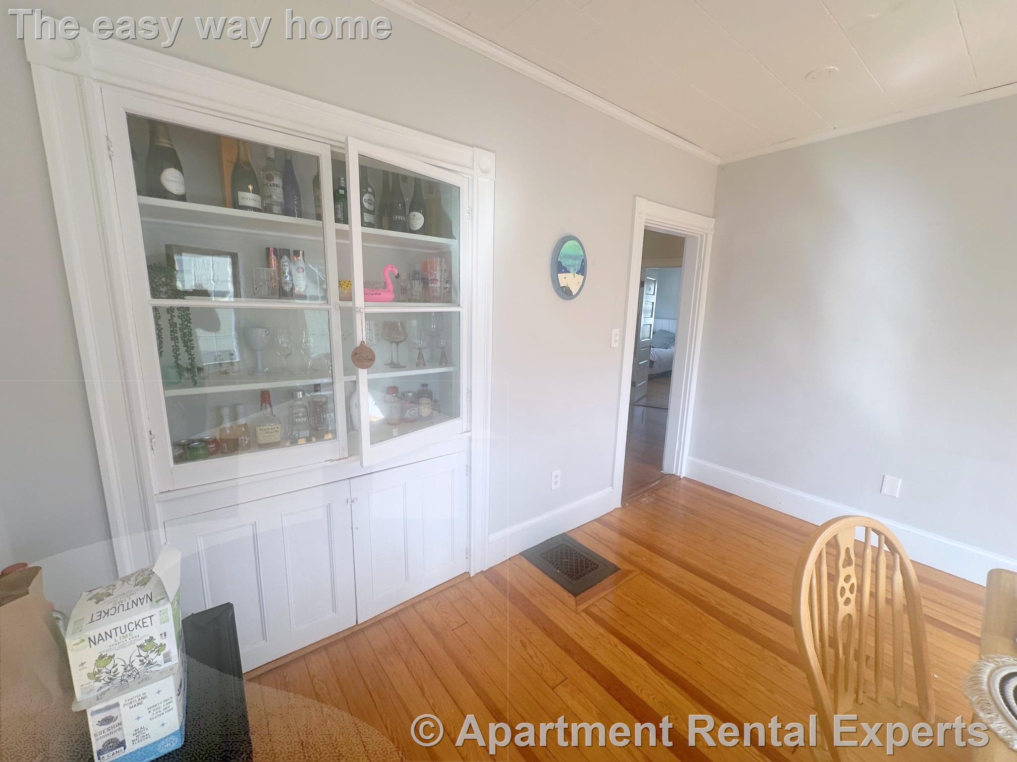 251-253 Arlington St, Tufts