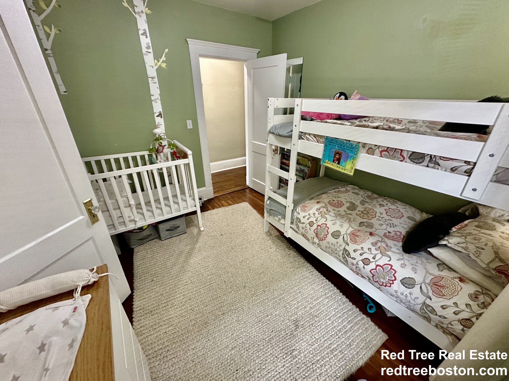 2 Priscilla Rd, Brighton