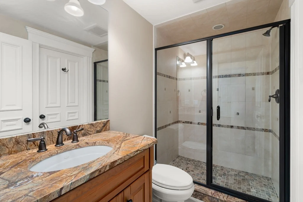 66 Forest Ave, Newton