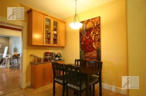 330 Saint Paul St, North Brookline
