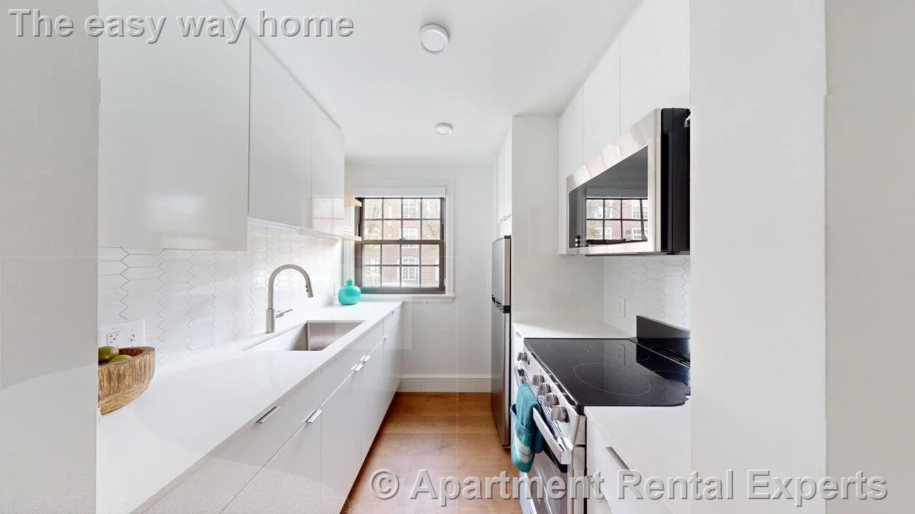 1200 Massachusetts Ave, Harvard Square
