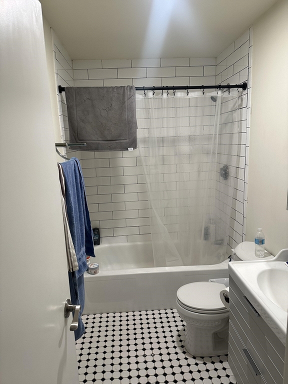 525 East 3rd St, South Boston