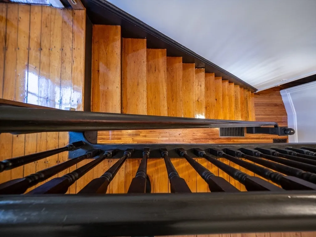 12 Adella Pl, Allston