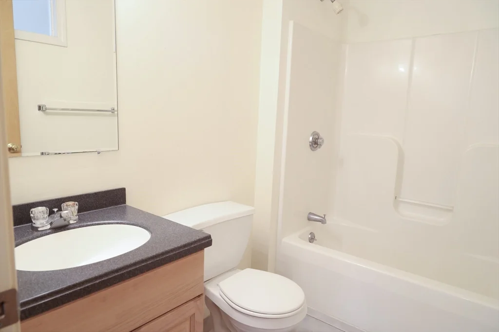 145 Captain Eames Cir, Ashland