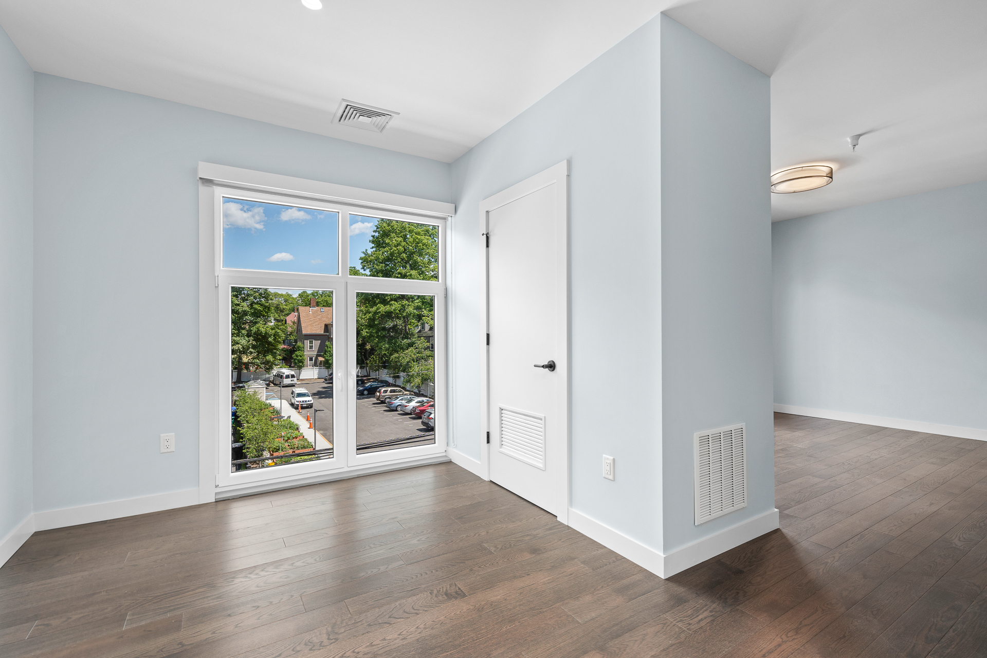 1 bed, 2 bath apartment for rent at 54 Auburn St Unit 300, Coolidge Corner — photo 19 of 21