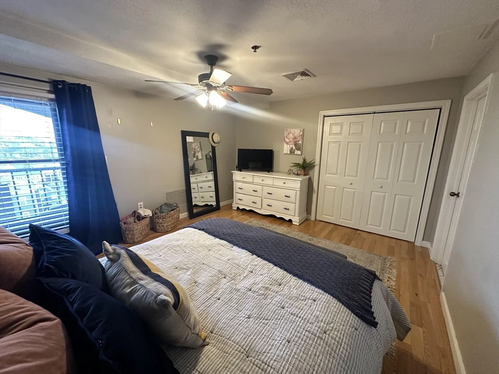 39 Parlin St, Everett