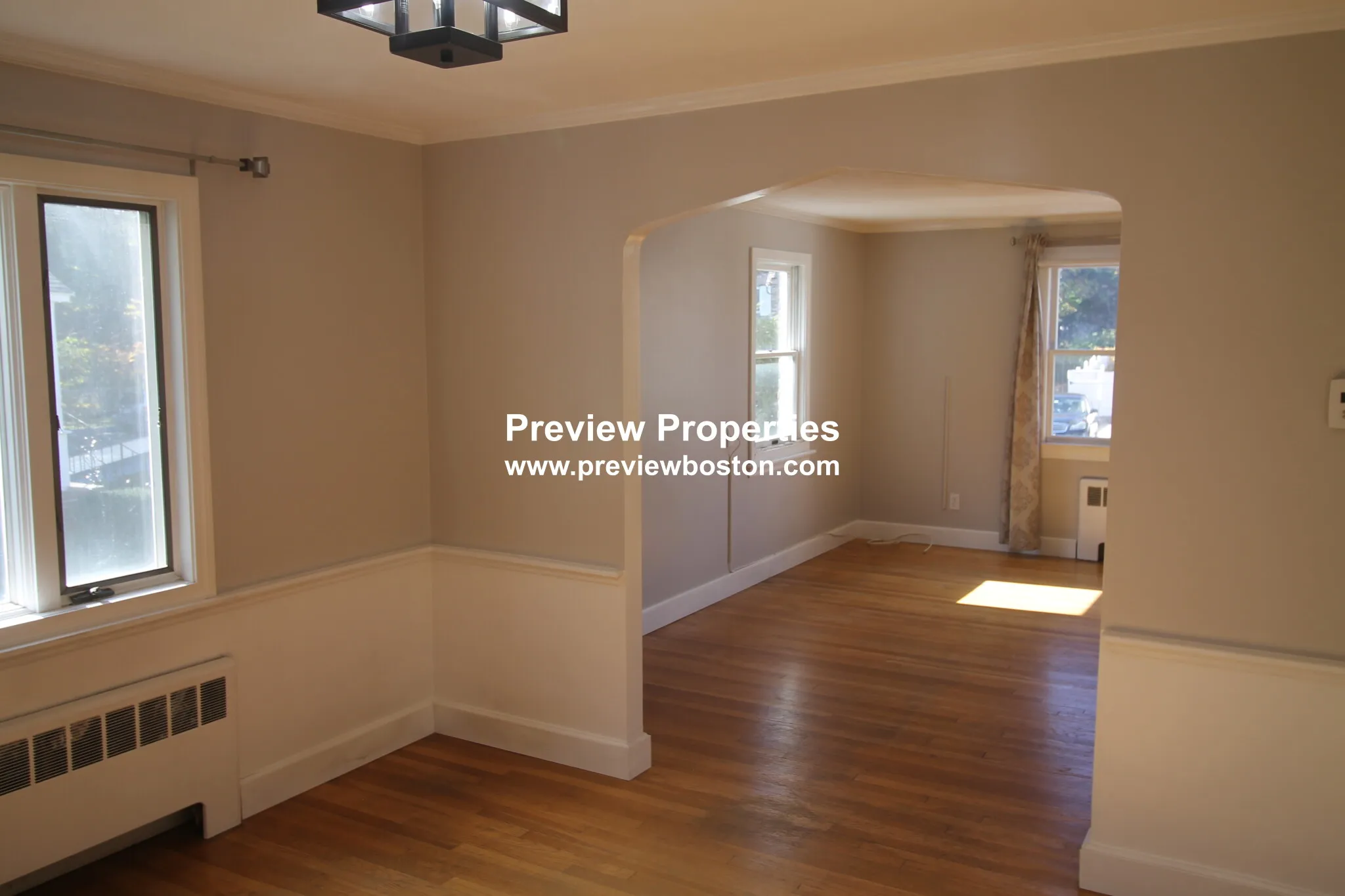 14 Caltha Rd, Oak Square