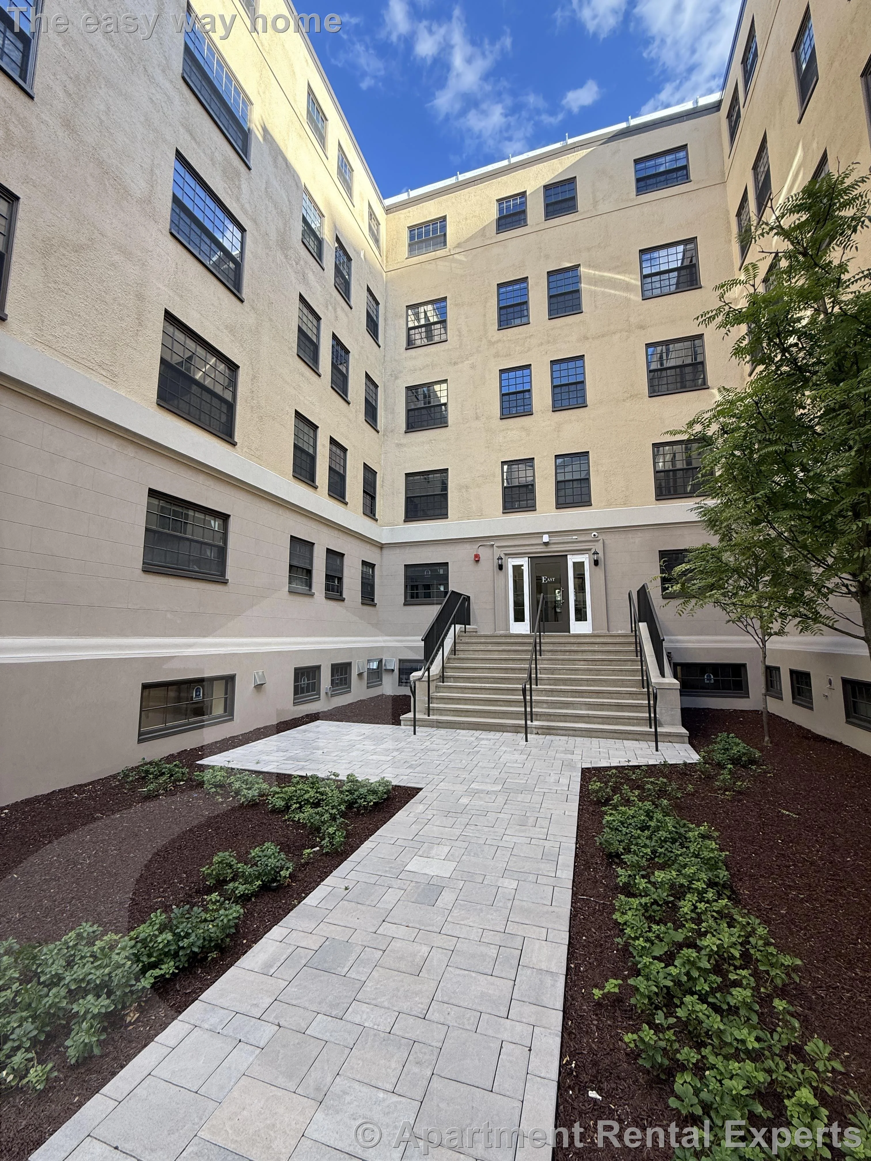 1200 Massachusetts Ave, Harvard Square