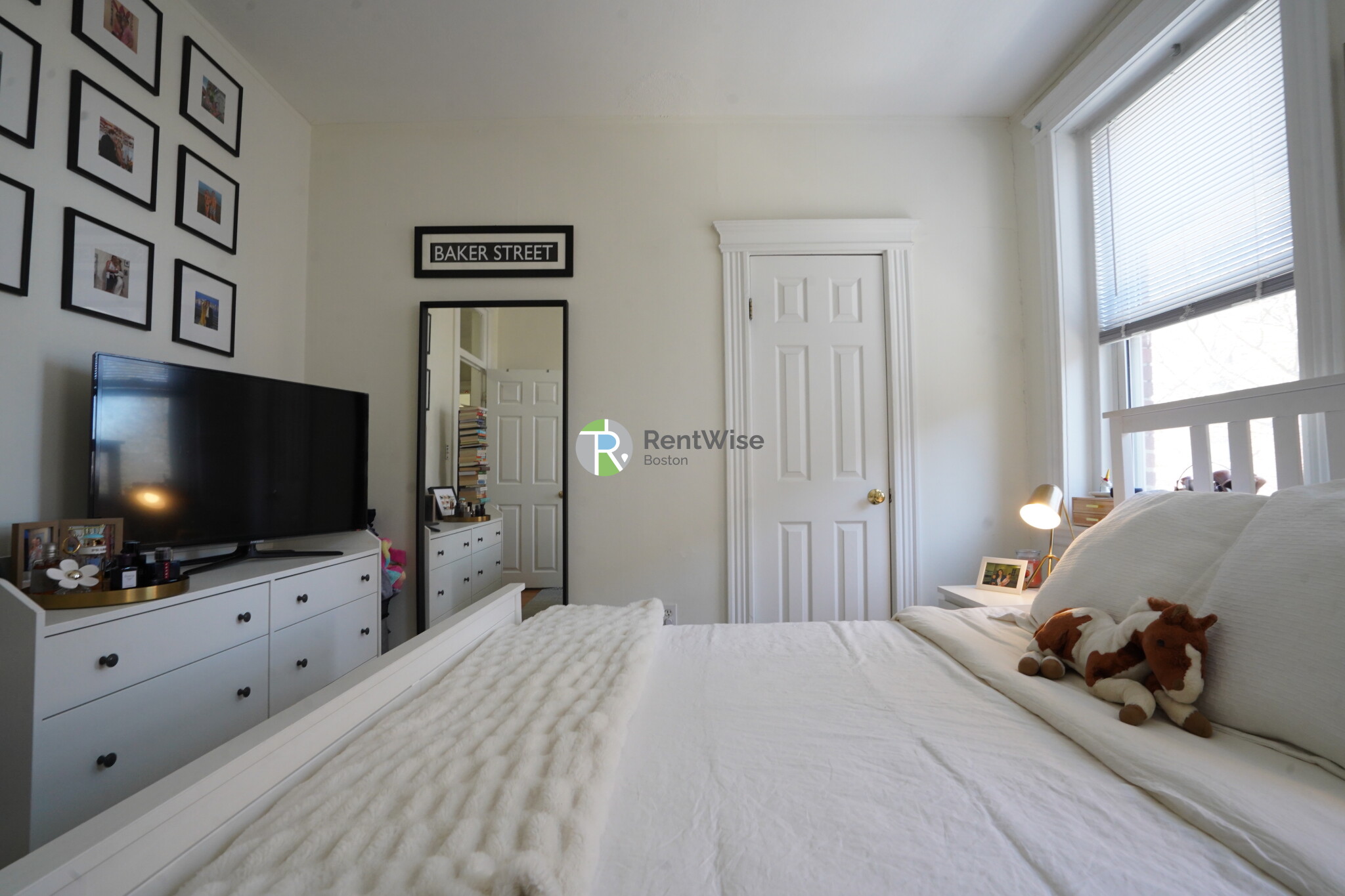 6 Camelot Ct, Brighton