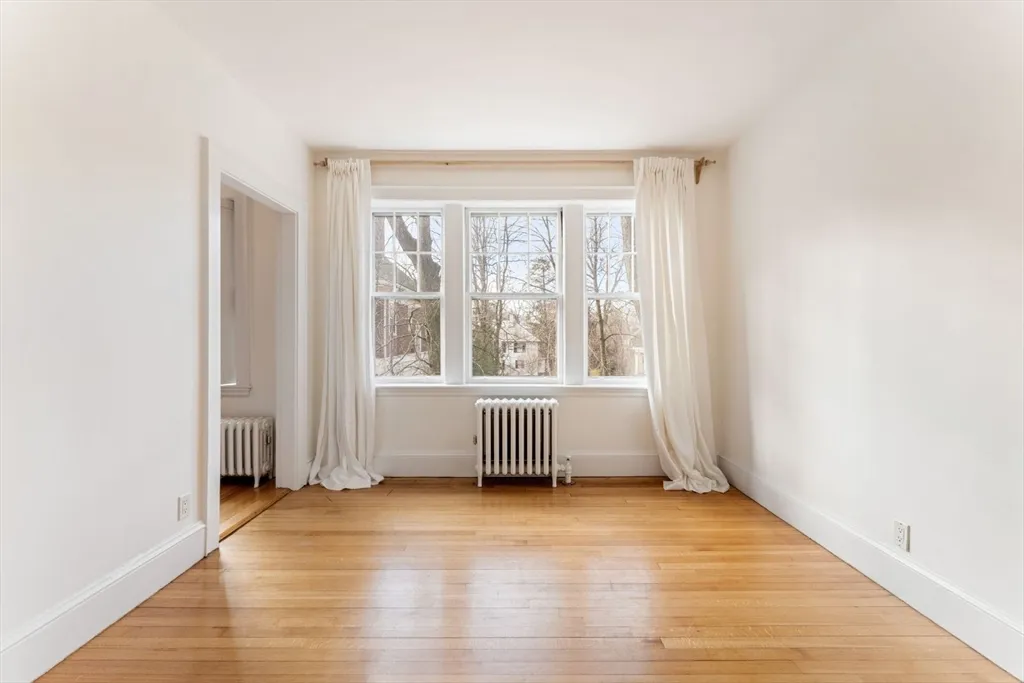 20 Concord Ave, West Cambridge