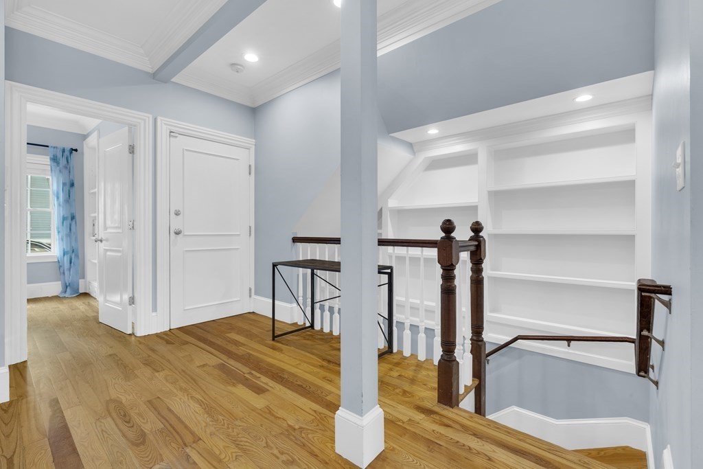 55 Gates St, South Boston