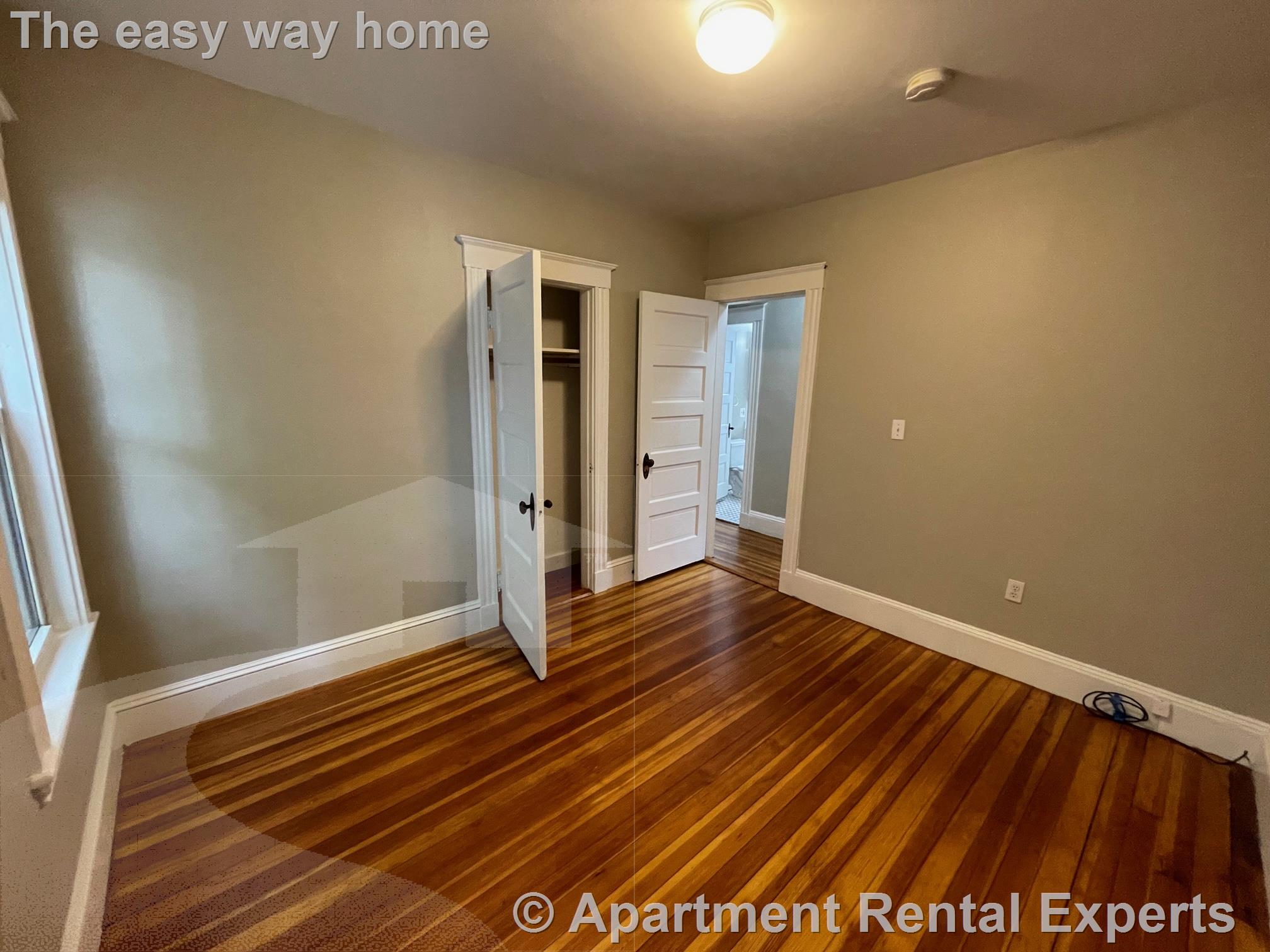 10 Cambridge Terr, Porter Square