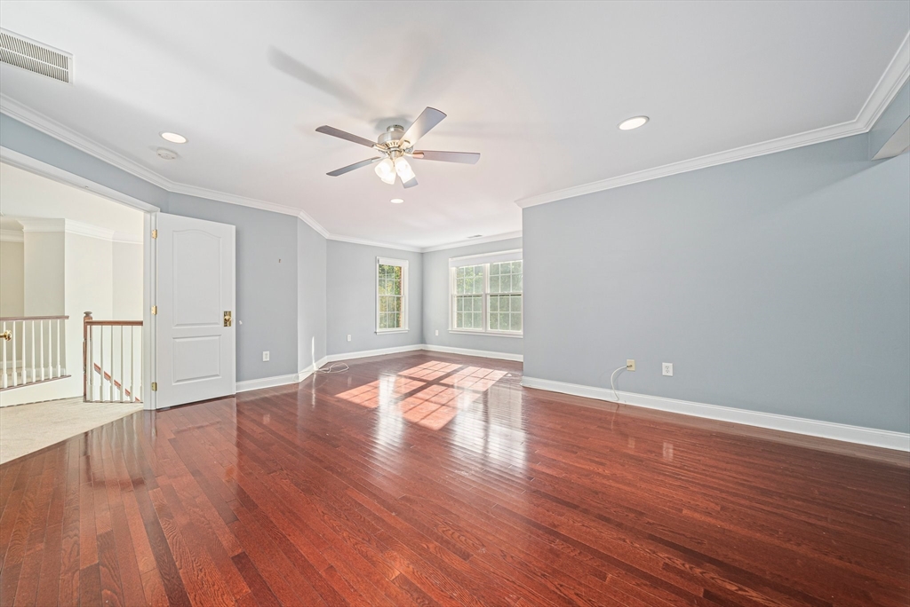 24 Endean Dr, Walpole