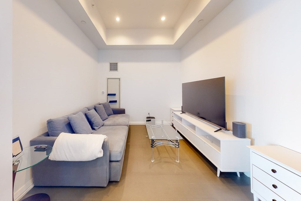 1 Franklin St, Downtown