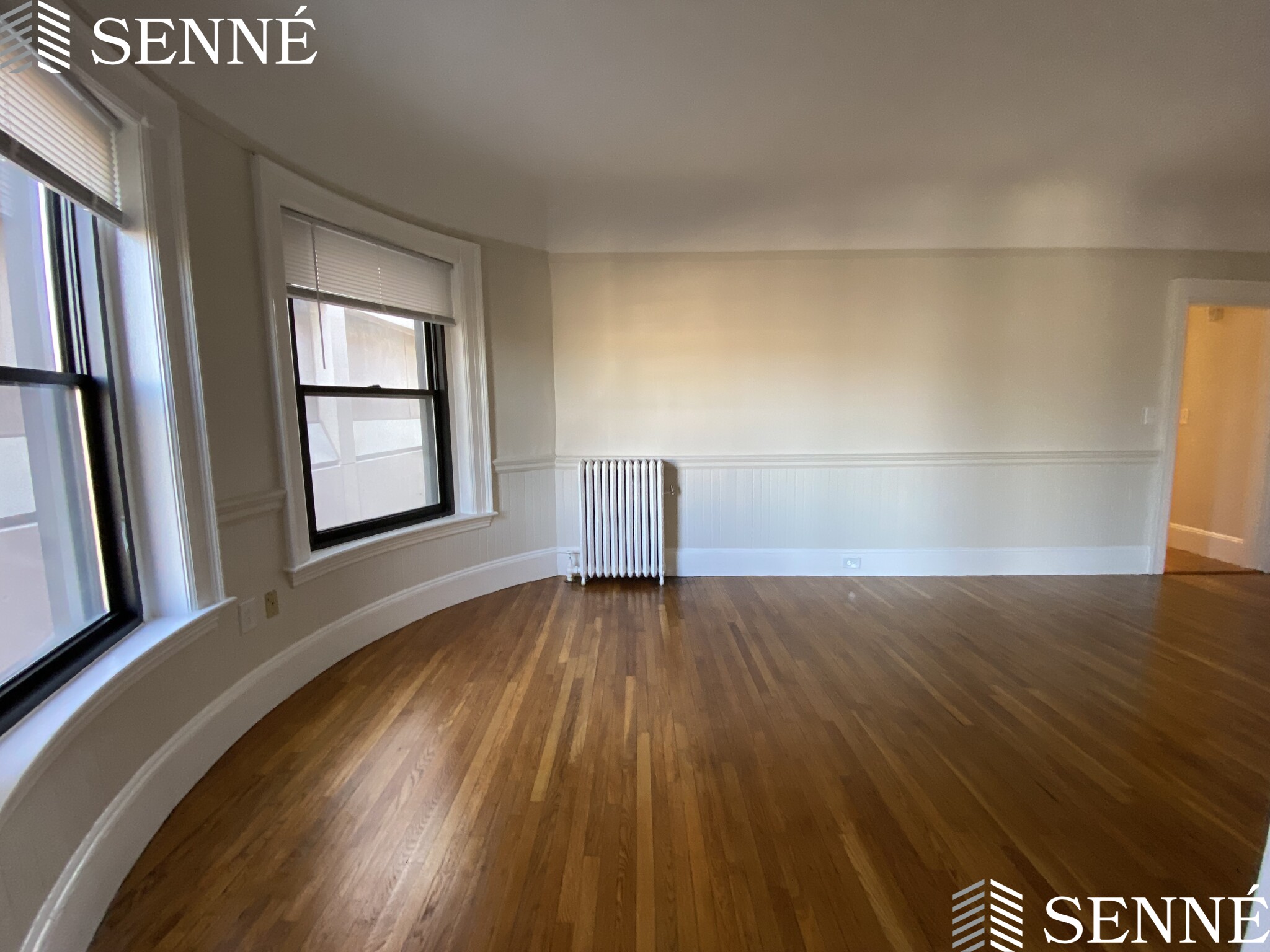 1039 Massachusetts Ave, Harvard Square