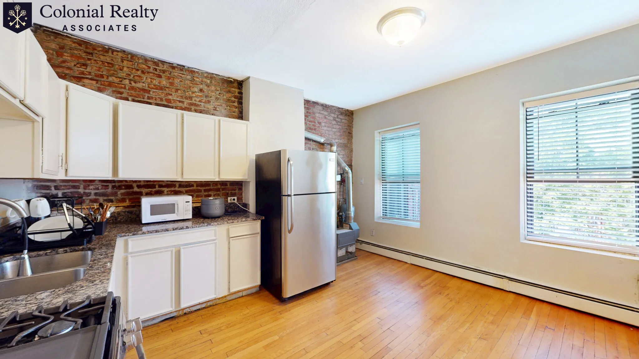 88 Hammond St, Roxbury