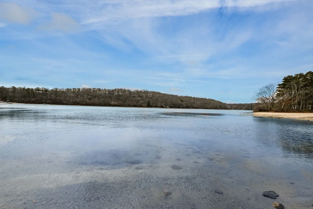 185 Cotuit Rd, Sandwich