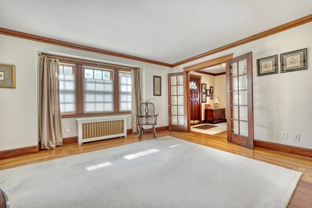 46 Goss Ave, Melrose