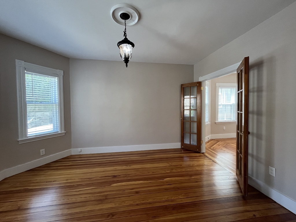 12 Glendale Ave, Teele Square