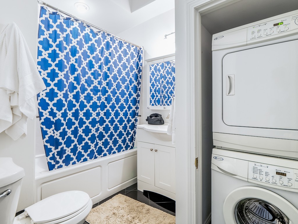 30 Gloucester St, Back Bay