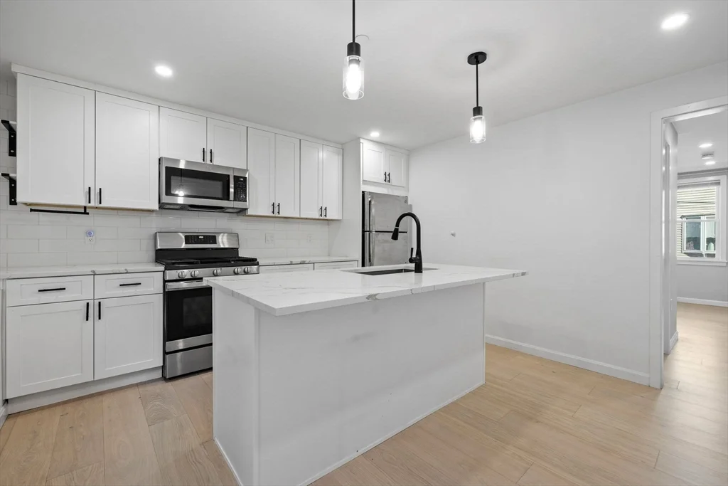 24 Ferrin St, Charlestown