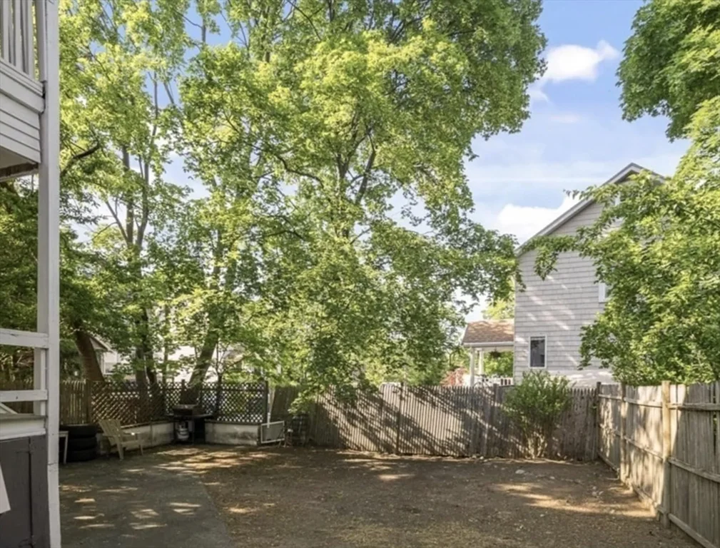 44 Green Leaf, Tufts University