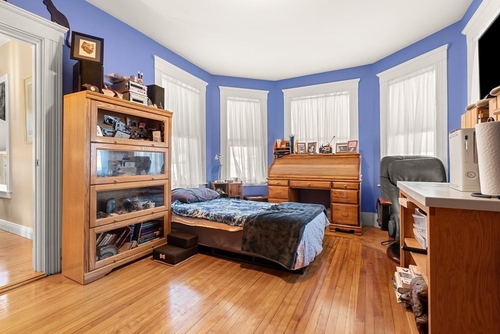 233 Main St, North Andover