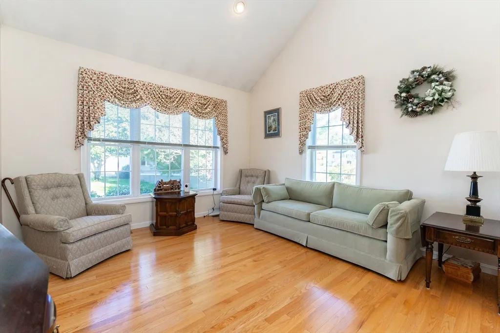 37 Augusta Way, Chelmsford