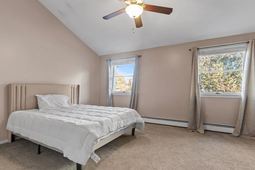 25 Eagan Pl, Peabody