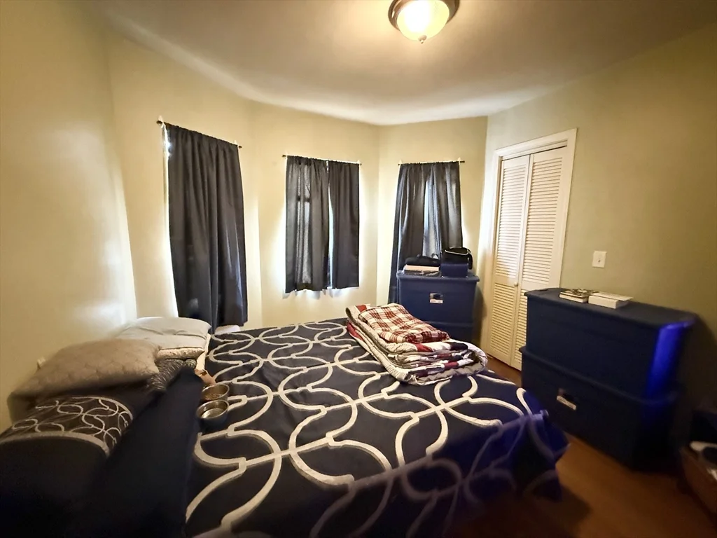 4043 Washington St, Jamaica Plain